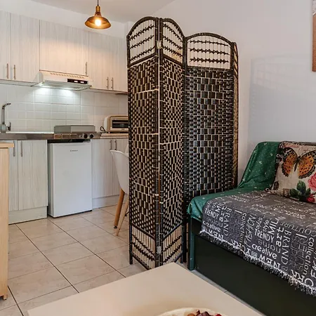 Boutique Sea * זקינטוס טאון